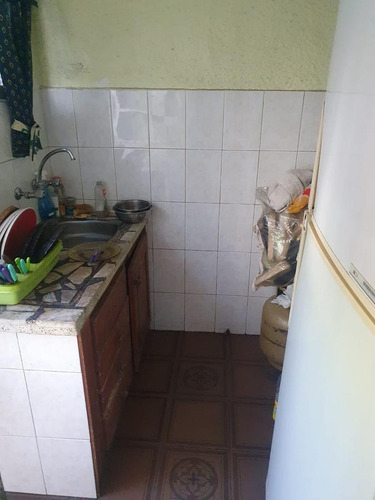 Imagen 3 de 5 de Apartamento. Propios Prox Hospital Militar