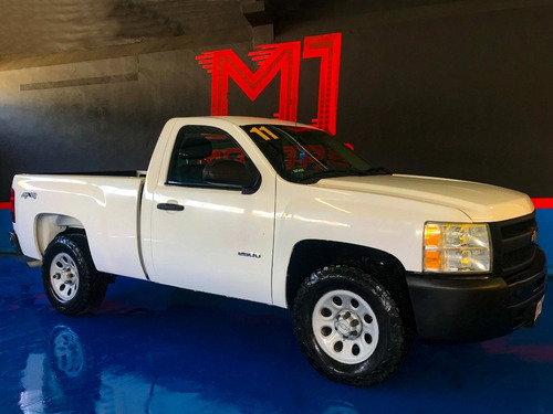 Imagen 1 de 11 de Chevrolet Silverado Cab Reg 2500 T/a 2011 Blanca