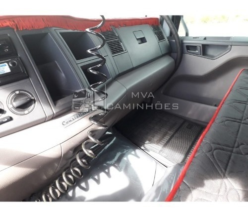 Imagem 7 de 14 de Caminhão Volkswagen 19-360 4x2 Ano 2017