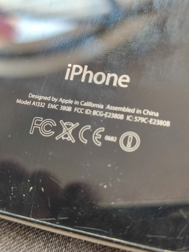 Iphone 4 Modelo A1332 Funciona Al 100% Pero Tiene La Pantalla Rota Negro (Usado)
