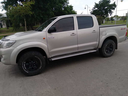 Toyota Hilux 3.0 Cd Sr C/ab 171cv 4x4 2014