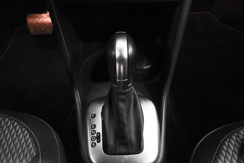 Imagen 10 de 15 de Volkswagen Vento 2020 1.6 Comfortline At
