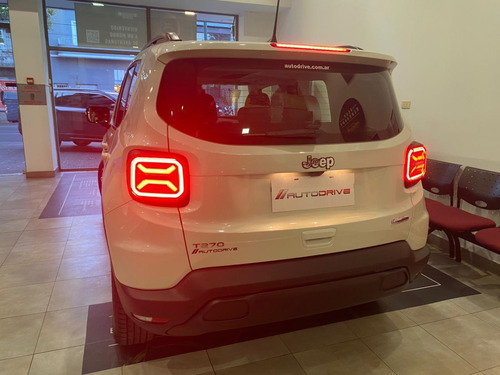 Imagen 11 de 16 de Jeep Renegade Longitude 1.3 Turbo 2023 T270 C