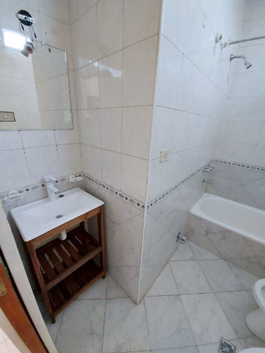 Imagen 14 de 19 de Duplex 2 Amb Con Patio - Interno - Con Renta