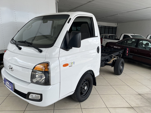 Hyundai HR 2.5 Hd Cab. Curta S/ Carroceria Tci 2p
