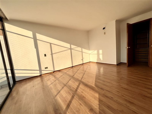 Departamento Venta En El Bosque A Paso Metro Tobalaba.