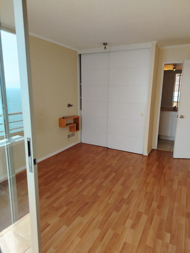 Departameto Comodo De Un Dormitorio, Con Aire Acondicionado