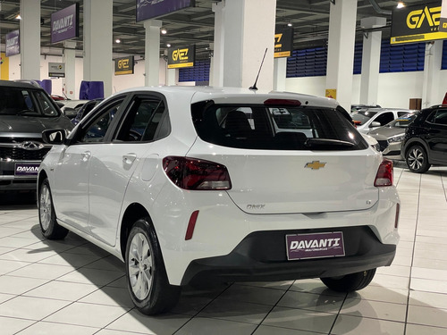 Chevrolet Onix ONIX HATCH LT 1.0 12V FLEX 5P MEC.