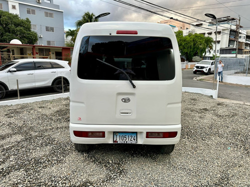Daihatsu Hijet 2016