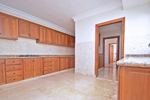 2429- Penthouse En El Real, Sto. Dgo.