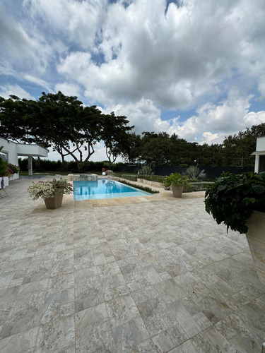 Venta Espectacular Y Lujosa Casa En Rozo