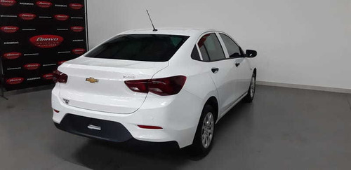Chevrolet Onix Plus Turbo At