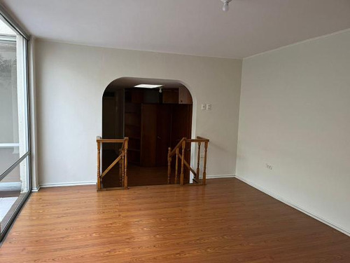 Casa Av. Cristóbal Colón/sta. Magdalena Sofía