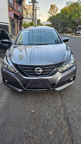 Nissan Altima 2.5 Advance Navi Cvt