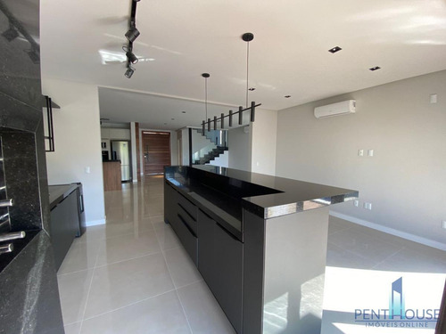 Imagem 6 de 15 de Casa Em Condomínio Para Venda Em Camboriú, Santa Regina, 3 Dormitórios, 3 Suítes, 4 Banheiros, 3 Vagas - Casacaled_1-2177933