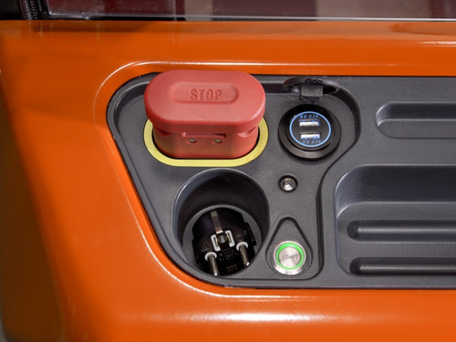 Imagen 3 de 10 de Apilador Eléctrico Bt Tyro - 1.000kg C/ Batería De Litio