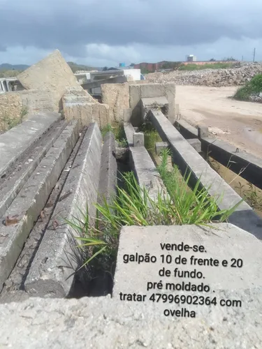 Venda De Um Galpão 