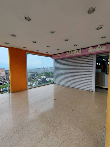 Imagen 4 de 21 de Local. Venta. Parque Las Acacias. Acacias. San Cristóbal