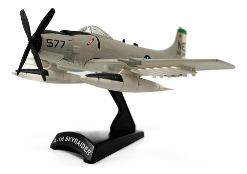 Miniatura Avião De Combate A1h Skyraider - Del Prado