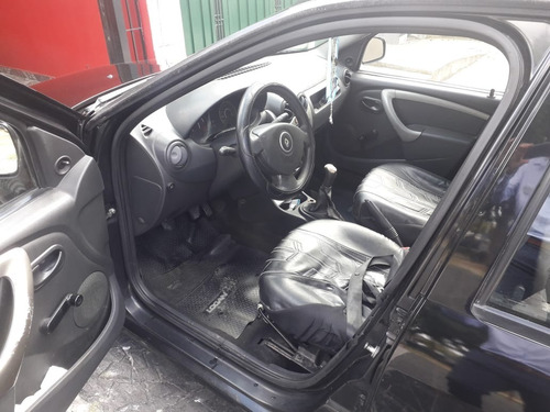 Renault Logan Ph2 Pack 1.6n Mt 4 Ptas. / Gnc / 2011