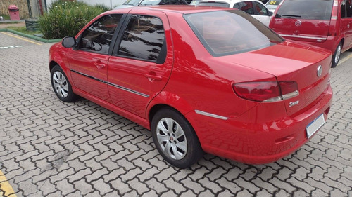 Imagem 6 de 8 de Fiat Siena 1.6 Mpi Essence 16v Flex 4p Automatizado