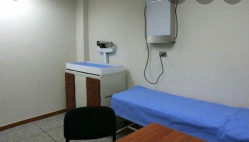 Imagen 2 de 2 de Vendo Clínica 1425mtrs2 Los Chaguáramos 1250