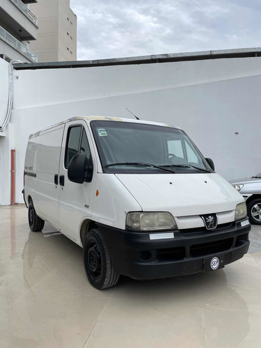 Imagen 3 de 22 de Peugeot Boxer 2007 2.8 Hdi Combi 330m Confort