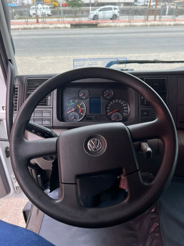 Imagem 6 de 11 de Volkswagen 24-280