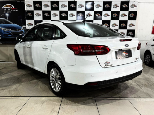 Ford Focus 2.0 SE PLUS SEDAN 16V FLEX 4P POWERSHIFT