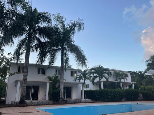  Villa Townhouse Amueblado En Venta En Rio San Juan