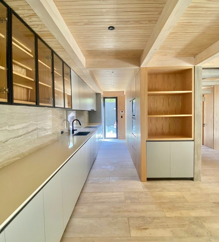 Ultima Casa En Venta: Dos Estupendas Casas Nuevas, Cachagua