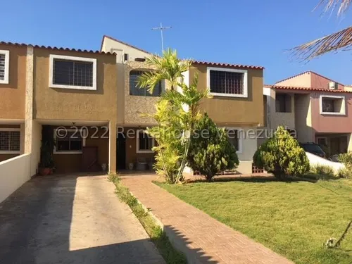 Casa Morro Palace, Calle Neveri