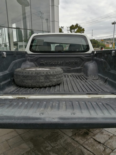 Imagen 10 de 15 de Mitsubishi L200 2018