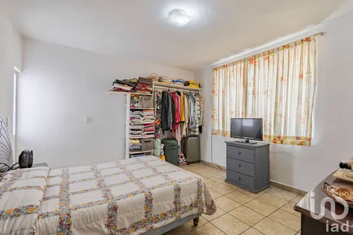 Venta Casa 7 Ambientes Adolfo Ruiz Cortínes
