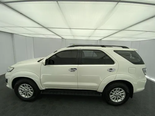 Toyota Fortuner 2.7 AT 4X4