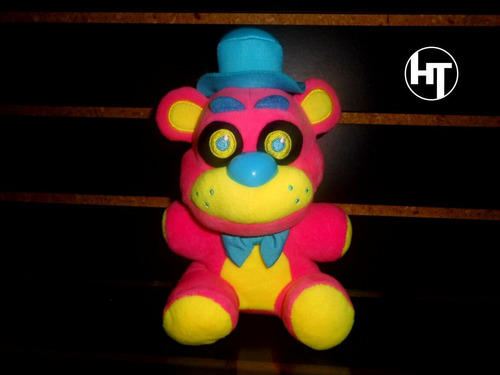 Five Nights At Freddy, Black Lights Freddy, Oso, Peluche