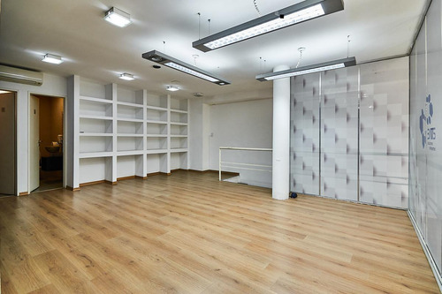 Venta Oficina 6 Ambientes - Microcentro