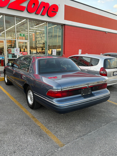 Ford Grand Marquis Ls Análogo At