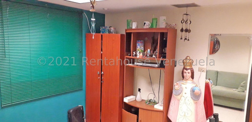 Imagen 9 de 15 de 21-24243 Edificio Con 2 Galpones, Espacio Para Contenedores De 45hc Con Su Montacarga Y Areas Administrativas.