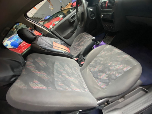 Chevrolet Corsa 1.8 Maxx Flex Power 5p