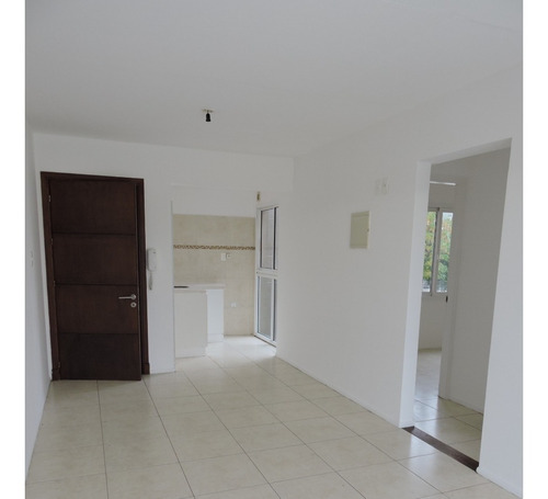 Imagen 3 de 9 de Venta De Apto De 2 Dorm. En Zona Dos Avenidas