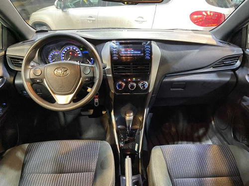 Imagem 5 de 10 de Toyota Yaris Hatch Xl 1.3 Aut 2019