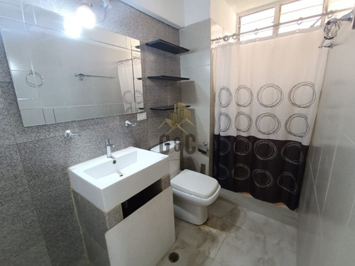 Imagen 10 de 15 de Apartamento En Resd. El Genovés - Sector Genovés, Municipio Mariño Nueva Esparta