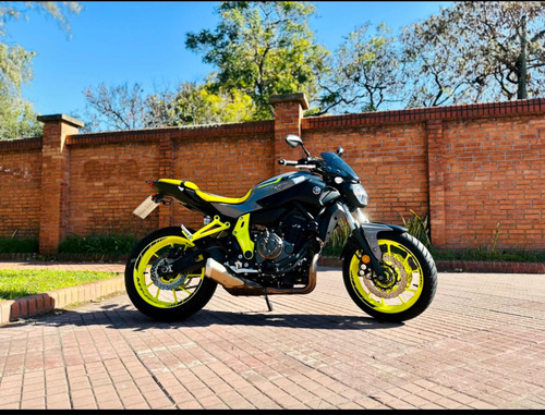 Imagen 14 de 17 de Yamaha Mt07, No Kawa 650, No Suzuki Gsx 750, No Bmw Gs, Moto