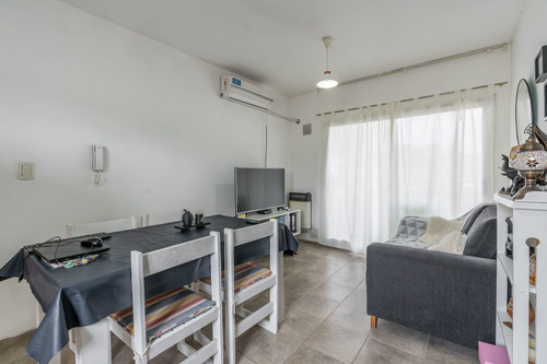 Imagen 2 de 15 de Dpto En Venta 1dorm. Patio Y Parrillero Exclusivo