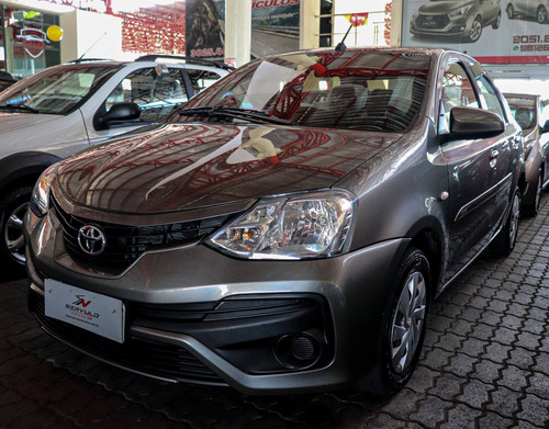 Toyota Etios 1.5 Xs 16v Flex 4p Automático