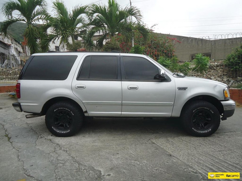 Ford Expedition .