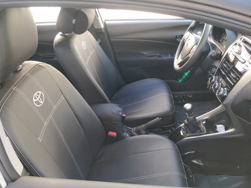 Imagem 7 de 9 de Toyota Yaris 1.5 Sd Xl Mt