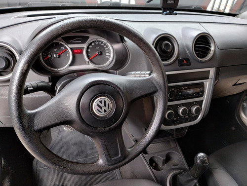 Volkswagen Saveiro 1.6 Cab. Simples Total Flex 2p