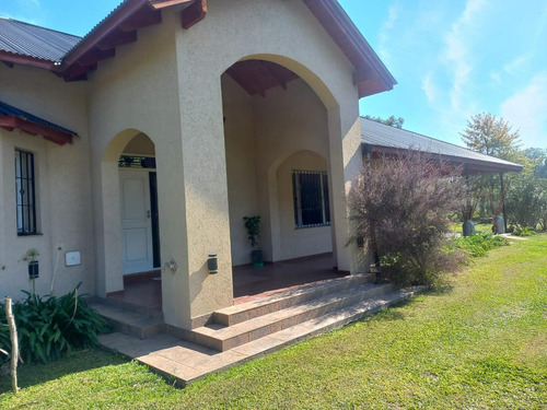 Excelente Casa Quinta A La Venta En Mercedes -apta Credito